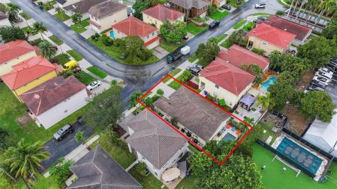 2850 E Sable Circle Margate FL 33063