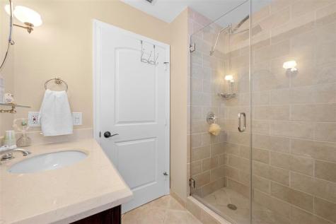 2850 E Sable Circle Margate FL 33063