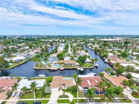 1479 NE 57th Place Fort Lauderdale FL 33334