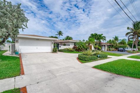 1479 NE 57th Place Fort Lauderdale FL 33334