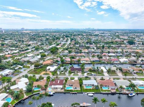 1479 NE 57th Place Fort Lauderdale FL 33334