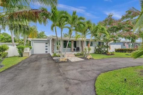 1743 NE 27th Street Wilton Manors FL 33334