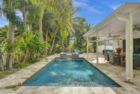 1743 NE 27th Street Wilton Manors FL 33334