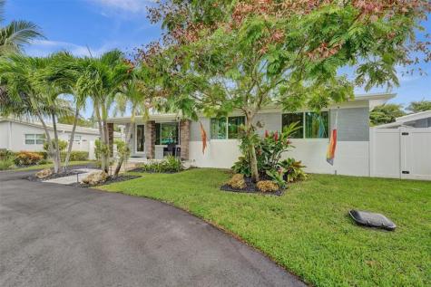 1743 NE 27th Street Wilton Manors FL 33334