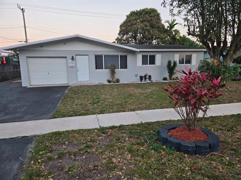 511 N 65th Avenue Hollywood FL 33024