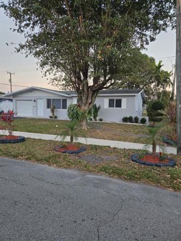 511 N 65th Avenue Hollywood FL 33024