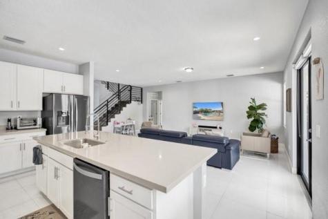 14486 SW 17th Street Miami FL 33175