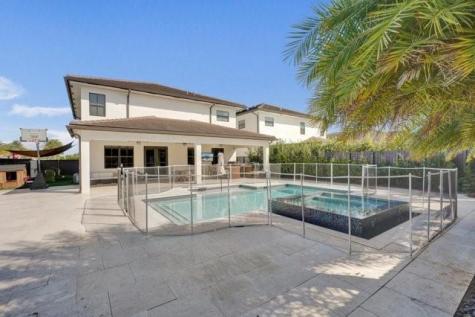 14486 SW 17th Street Miami FL 33175