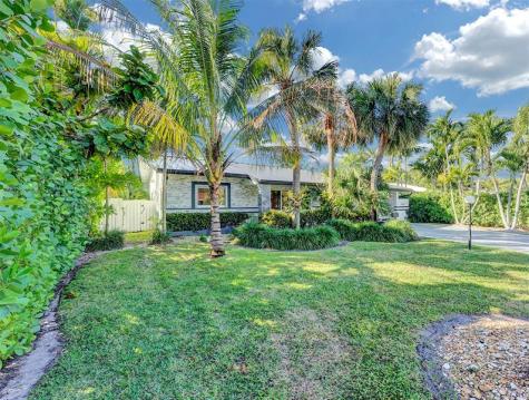 2116 NE 25th Street Wilton Manors FL 33305