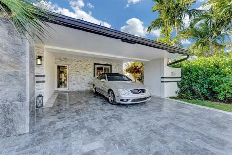 2116 NE 25th Street Wilton Manors FL 33305