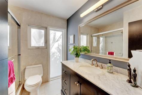 2116 NE 25th Street Wilton Manors FL 33305