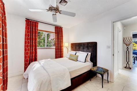 2116 NE 25th Street Wilton Manors FL 33305