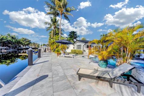 2116 NE 25th Street Wilton Manors FL 33305