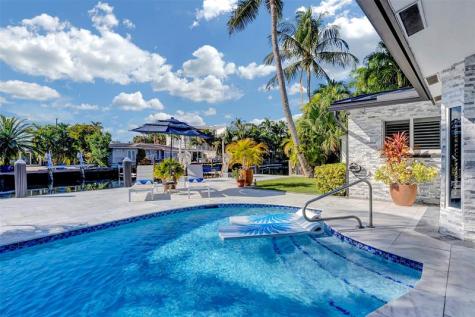 2116 NE 25th Street Wilton Manors FL 33305
