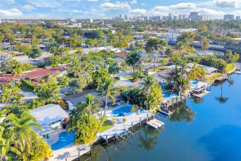 2116 NE 25th Street Wilton Manors FL 33305