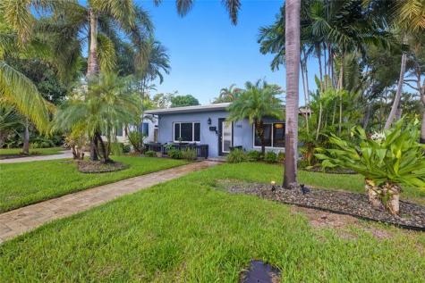 1145 NE 17th Way Fort Lauderdale FL 33304