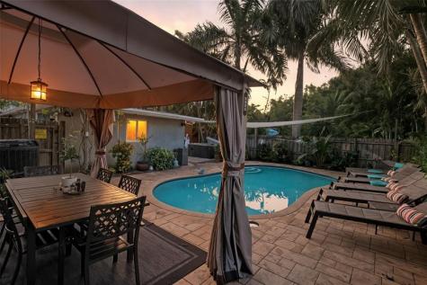 1145 NE 17th Way Fort Lauderdale FL 33304