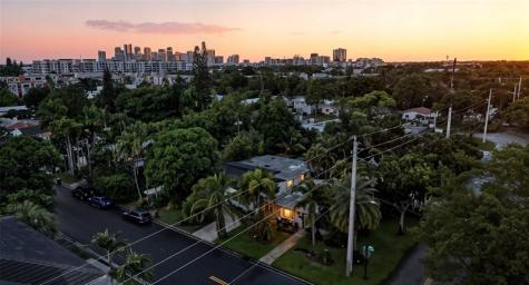 1145 NE 17th Way Fort Lauderdale FL 33304