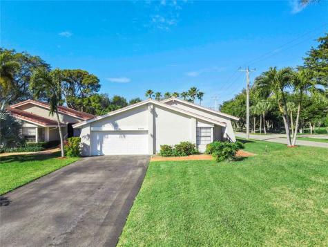 2850 Deer Creek Kelly Brooke Lane Deerfield Beach FL 33442
