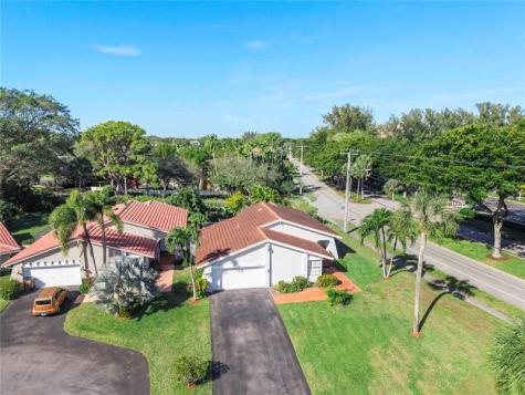 2850 Deer Creek Kelly Brooke Lane Deerfield Beach FL 33442