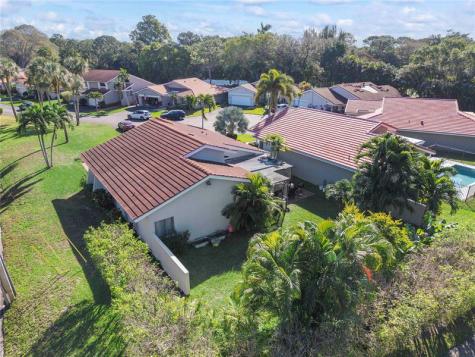 2850 Deer Creek Kelly Brooke Lane Deerfield Beach FL 33442