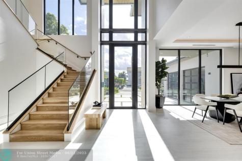 32 Seneca Road Fort Lauderdale FL 33308