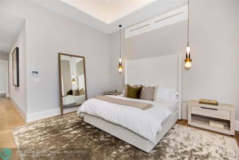 32 Seneca Road Fort Lauderdale FL 33308