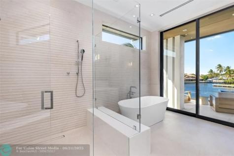 32 Seneca Road Fort Lauderdale FL 33308