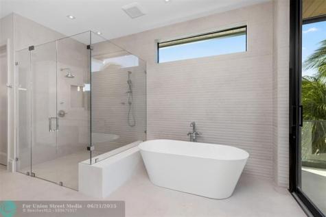 32 Seneca Road Fort Lauderdale FL 33308