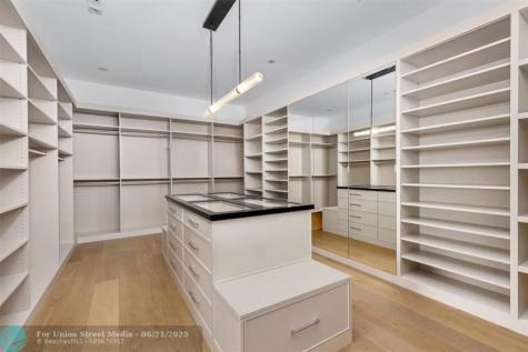 32 Seneca Road Fort Lauderdale FL 33308