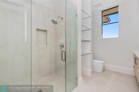 32 Seneca Road Fort Lauderdale FL 33308