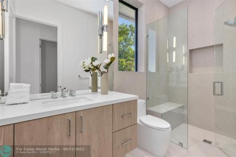 32 Seneca Road Fort Lauderdale FL 33308