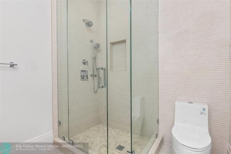 32 Seneca Road Fort Lauderdale FL 33308