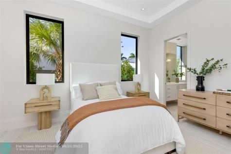 32 Seneca Road Fort Lauderdale FL 33308