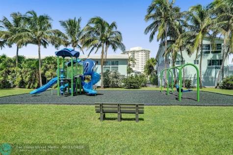 32 Seneca Road Fort Lauderdale FL 33308