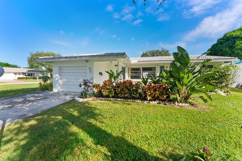 8851 NW 15th Street Plantation FL 33322