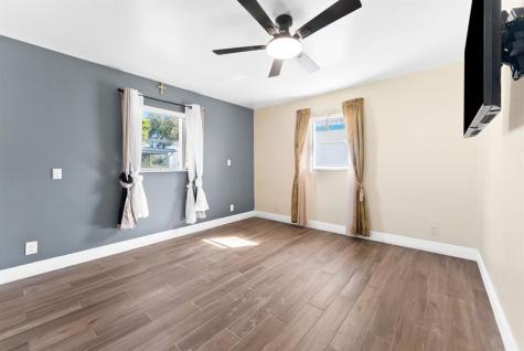 8851 NW 15th Street Plantation FL 33322