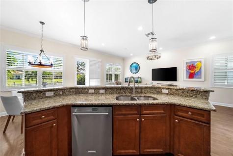 8550 Lakeside Bend Parkland FL 33076