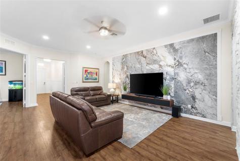 8550 Lakeside Bend Parkland FL 33076