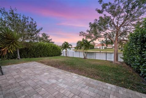 8550 Lakeside Bend Parkland FL 33076