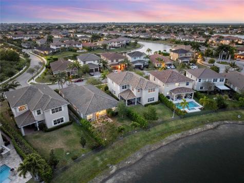 8550 Lakeside Bend Parkland FL 33076
