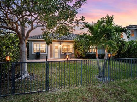 8550 Lakeside Bend Parkland FL 33076