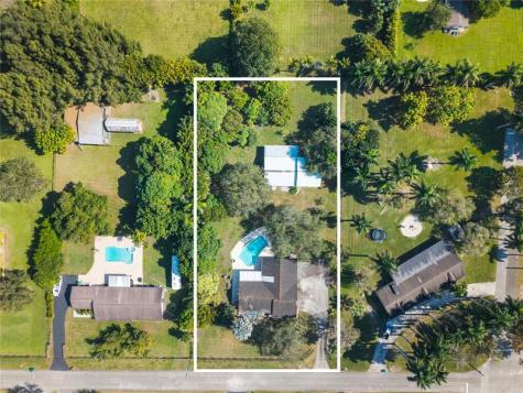 5400 SW 164 Terrace Southwest Ranches FL 33331