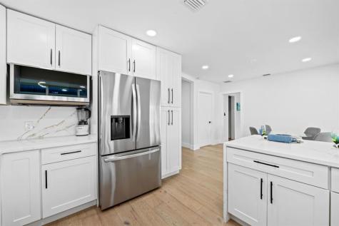 751 SE 7th Avenue Pompano Beach FL 33060