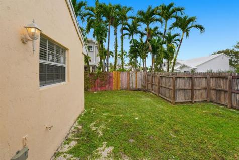 11242 SW 64th Lane Miami FL 33173