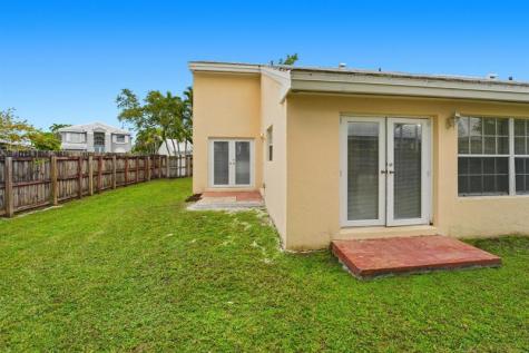 11242 SW 64th Lane Miami FL 33173