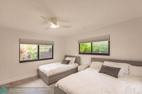 1900 Bayview Drive Fort Lauderdale FL 33305