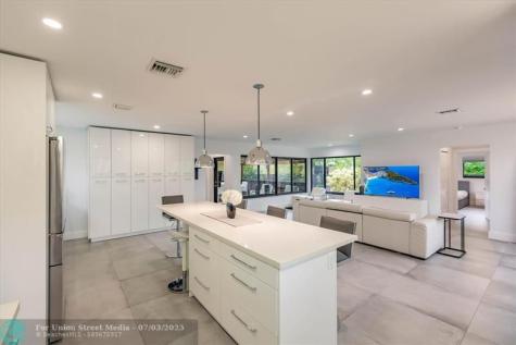 1900 Bayview Drive Fort Lauderdale FL 33305