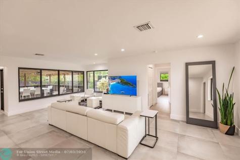 1900 Bayview Drive Fort Lauderdale FL 33305