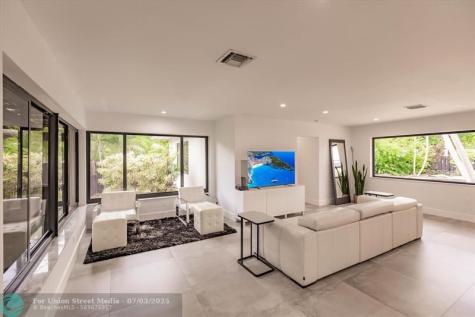 1900 Bayview Drive Fort Lauderdale FL 33305